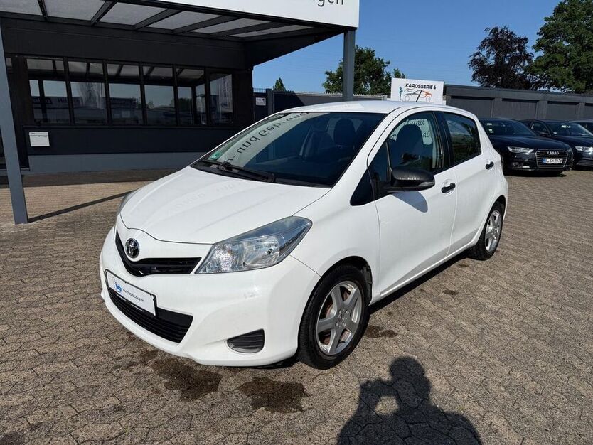 Yaris
