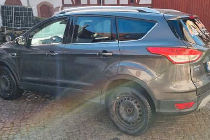 Ford Kuga 112.500 km 10.250 &euro; Lunzenau 09328