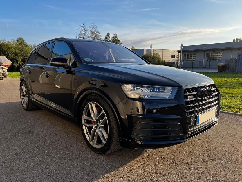 Audi Q7 222.500 km 27.890 € Tettnang 88069
