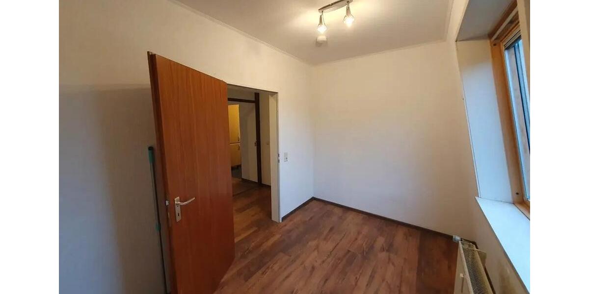 Dachgeschoßwohnung Delmenhorst Deichhorst - 2 Zimmer, 46 m&sup2;, 420&euro; | Angebot:25887193