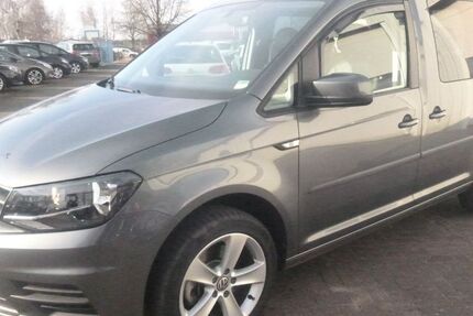 VW Caddy 64.611 km 16.499 &euro; Parchim 19370
