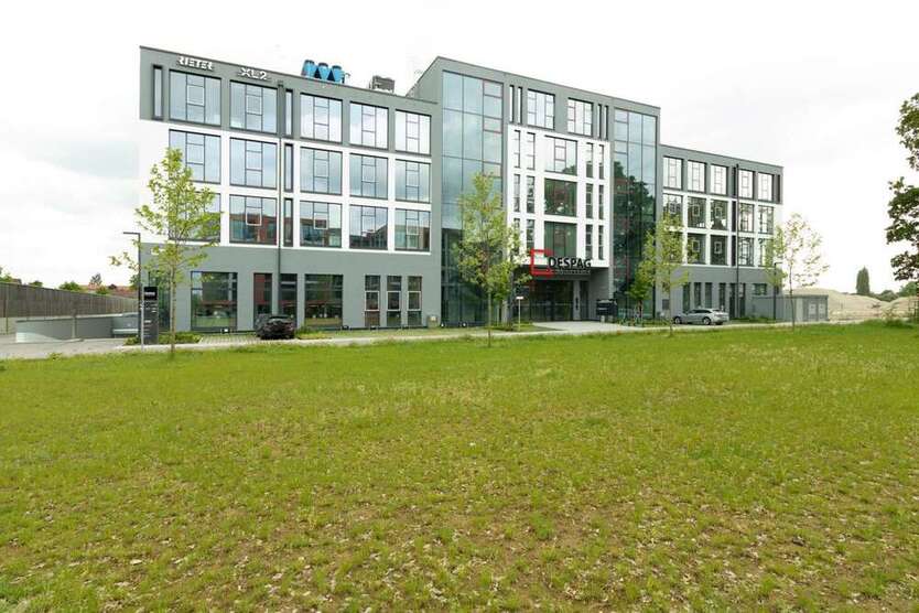 Büro in Ingolstadt 3.340 € 247.27 m²