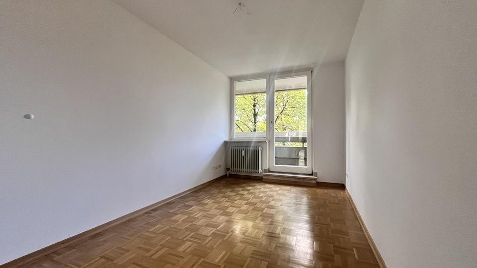 Etagenwohnung Ismaning - 3 Zimmer, 86 m&sup2;, 1.900&euro; | Angebot:24846926