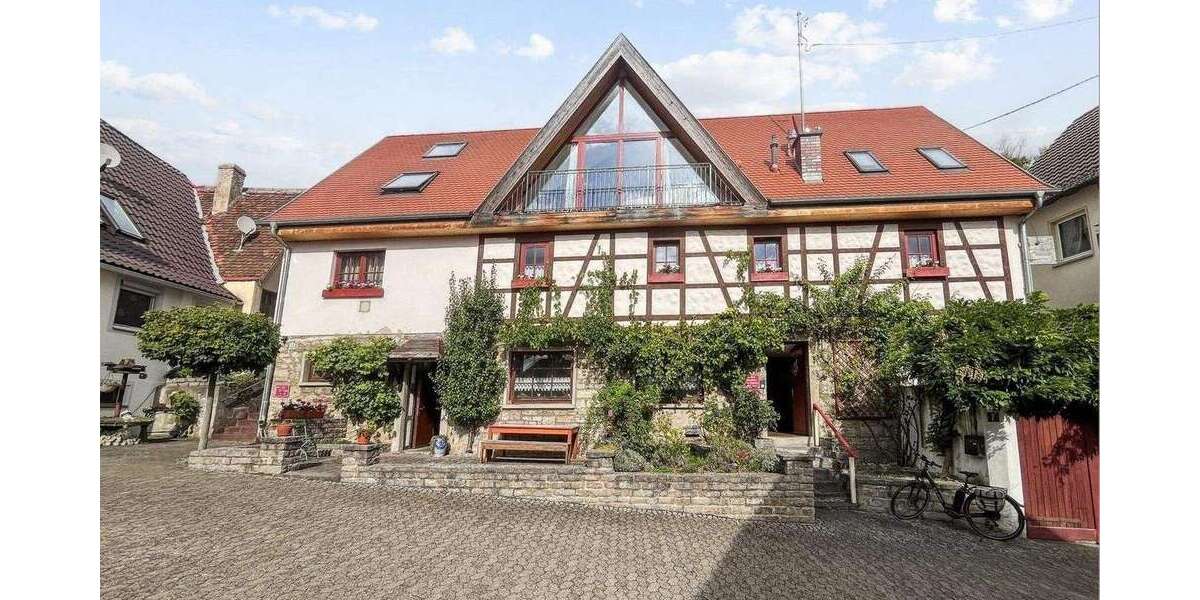 Einfamilienhaus Randersacker - 7 Zimmer, 240 m&sup2;, 740.000&euro; | Angebot:26689783