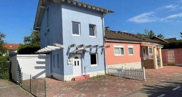 Doppelhaushälfte in begehrter, ruhiger Lage mit Garten zu vermieten 4 zimmer