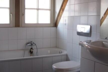 Wohnung Gengenbach - 3 Zimmer, 95 m&sup2;, 900&euro; | Angebot:25148884