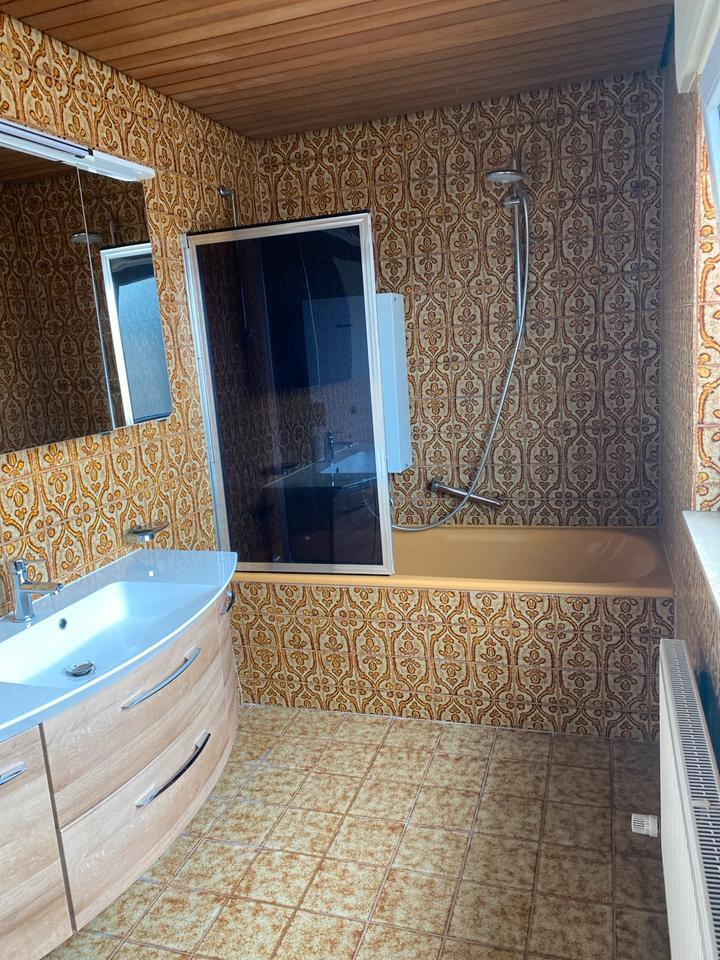 Lichtdurchflute 2-Zimmerwohnung frisch renoviert Schorndorf zimmer