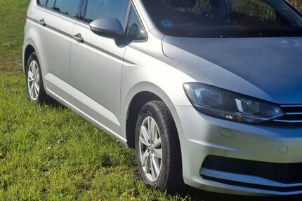 VW Touran 128.714 km 17.000 &euro; Heiligenstadt obf 91332