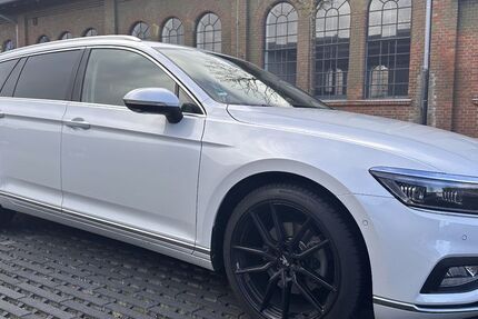VW Passat Variant 56.915 km 27.499 &euro; Ammersbek 22949