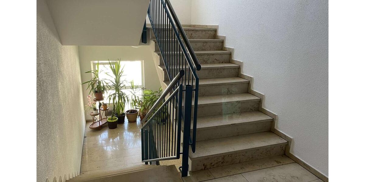 Dachgeschoßwohnung Klingenthal - 4 Zimmer, 146 m&sup2;, 740&euro; | Angebot:26547170
