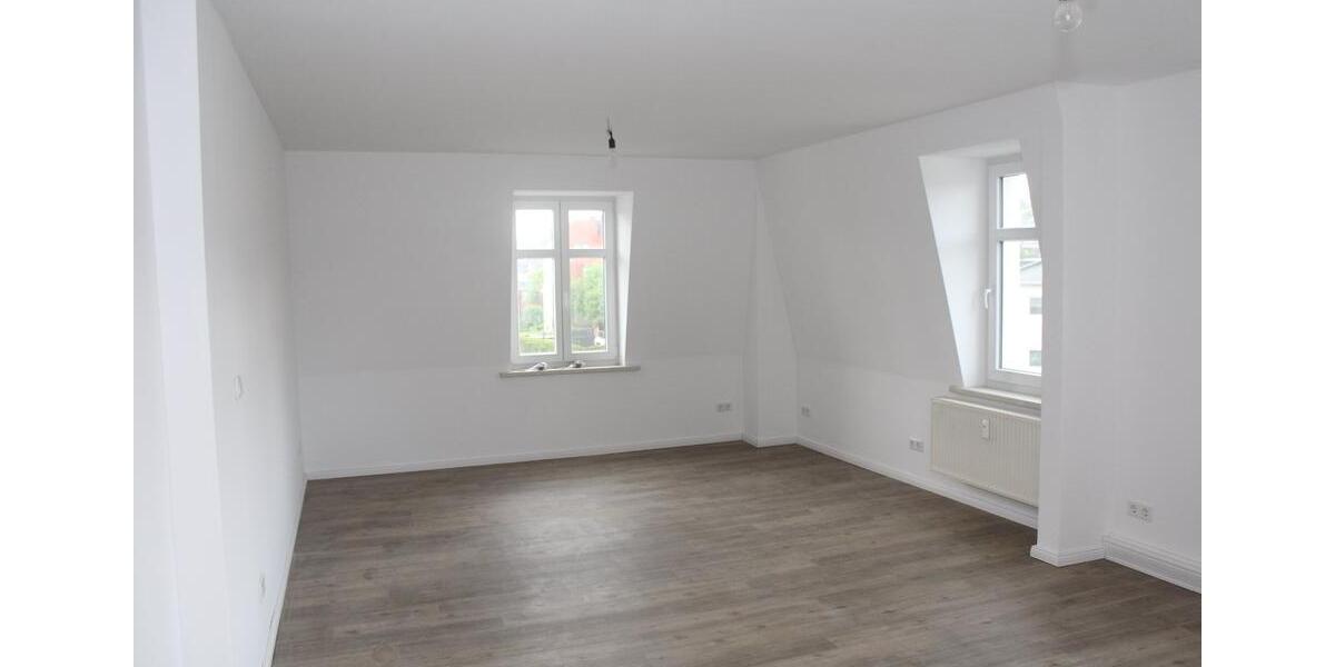 Etagenwohnung Großröhrsdorf - 2 Zimmer, 74 m&sup2;, 815&euro; | Angebot:25293005