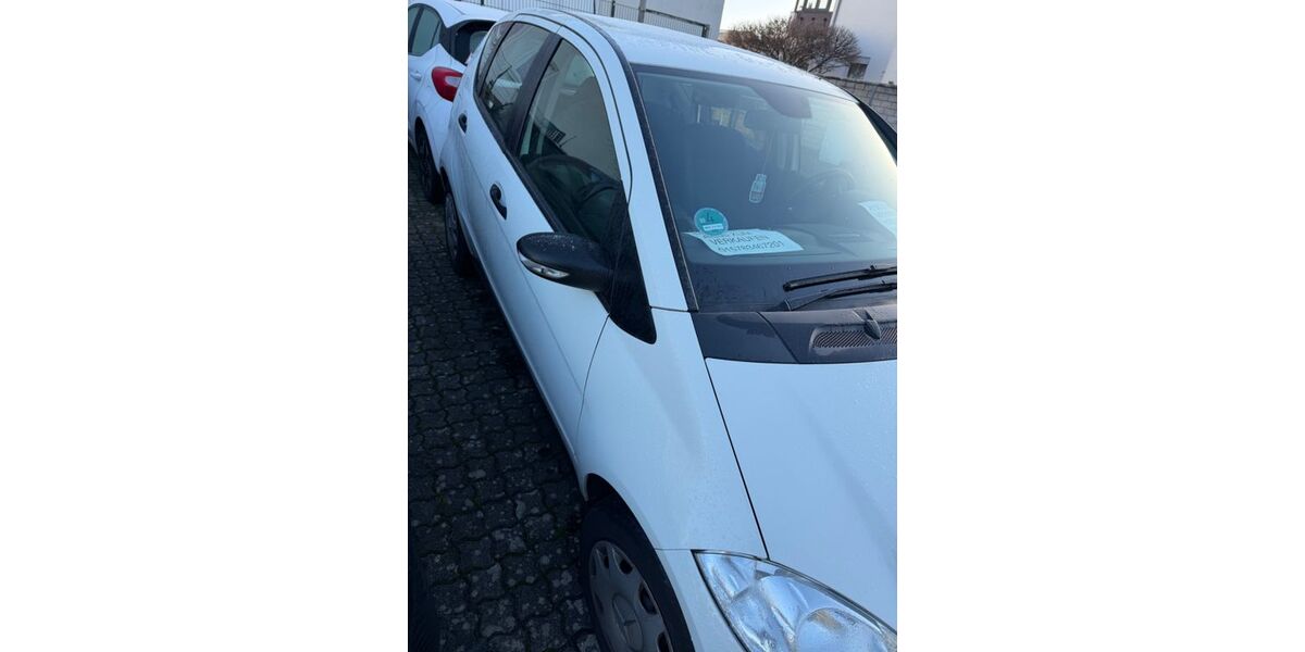 Mercedes-Benz A 150 133.000 km 5.000 &euro; Niederdorfelden 61138