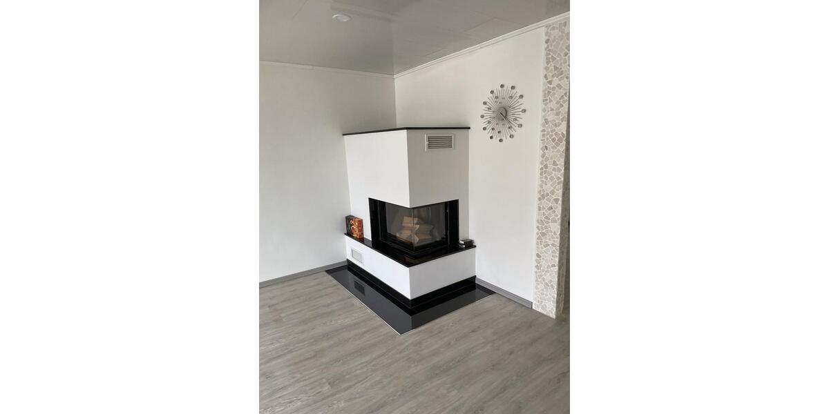 Bungalow Warstein - 8 Zimmer, 207 m&sup2;, 369.000&euro; | Angebot:25445826