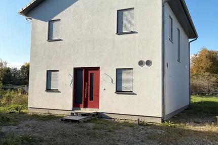 PRIVATVERKAUFNEUBAU EINFAMILIENHAUS 4 zimmer