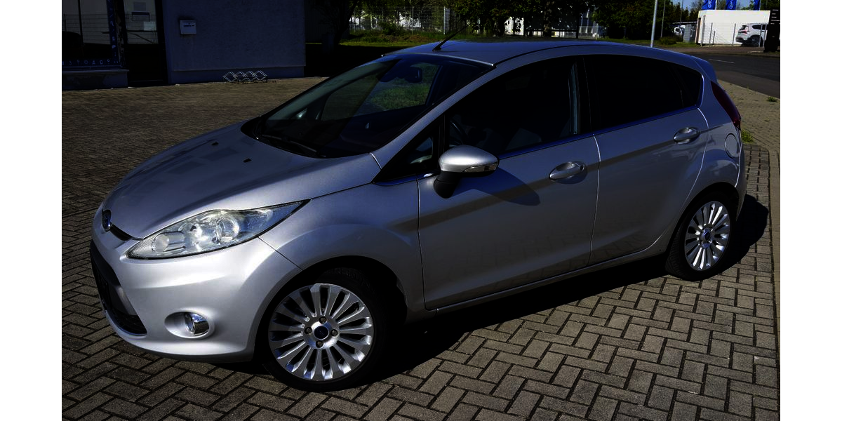 Ford Fiesta 105.900 km 4.999 &euro; Bitterfeld 06749