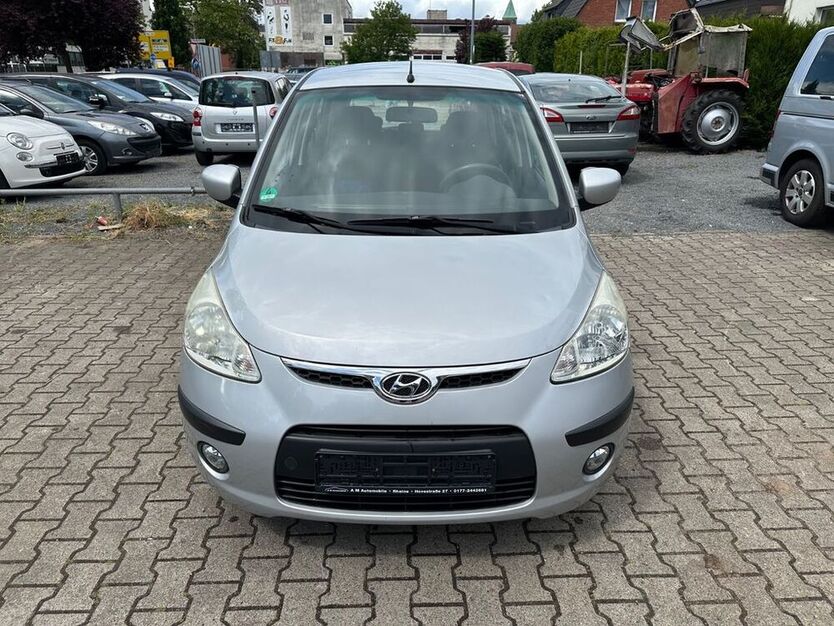 i10