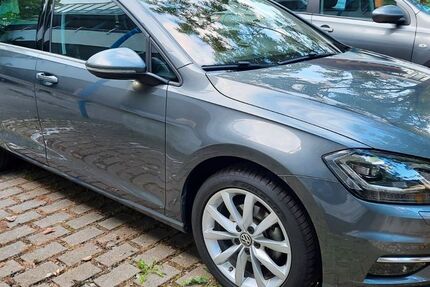 VW Golf 73.000 km 18.000 &euro; Leipzig 04347