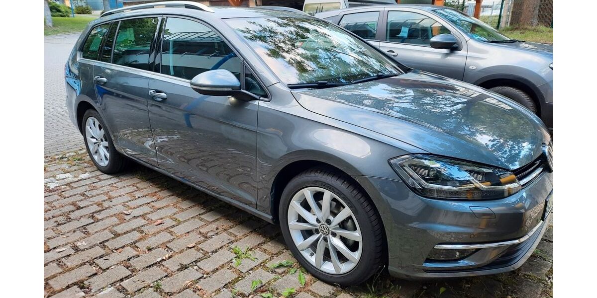 VW Golf 73.000 km 18.000 &euro; Leipzig 04347