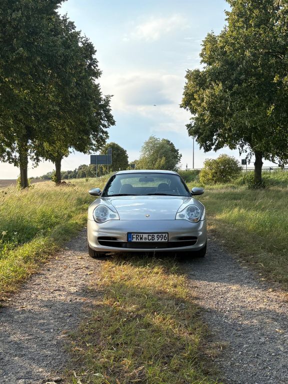 996