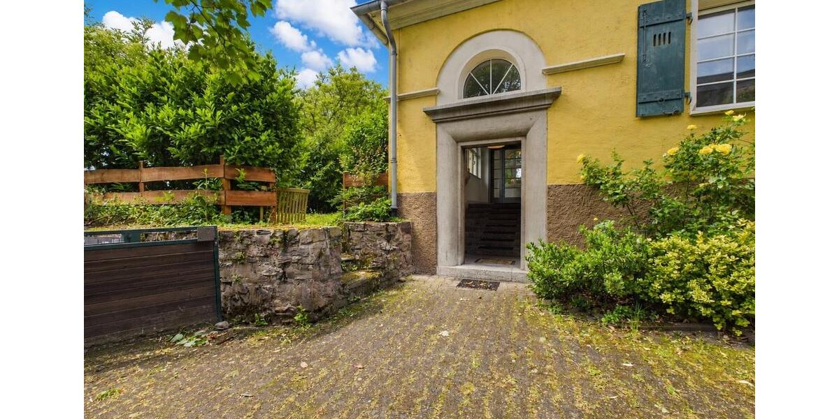 Erdgeschoßwohnung Bingen am Rhein - 3 Zimmer, 125 m&sup2;, 1.300&euro; | Angebot:26674060