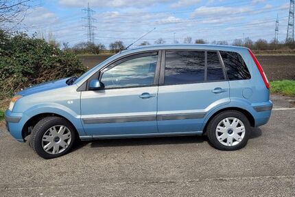 Ford Fusion 126.000 km 4.900 &euro; Hürth 50354