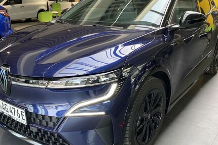 Renault Megane E-TECH 17.835 km 27.890 &euro; Dresden 01257