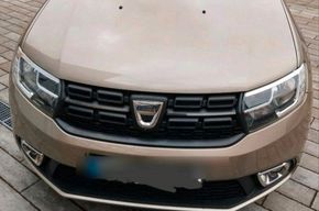 Dacia Sandero 51.000 km 9.400 € Engen 78234