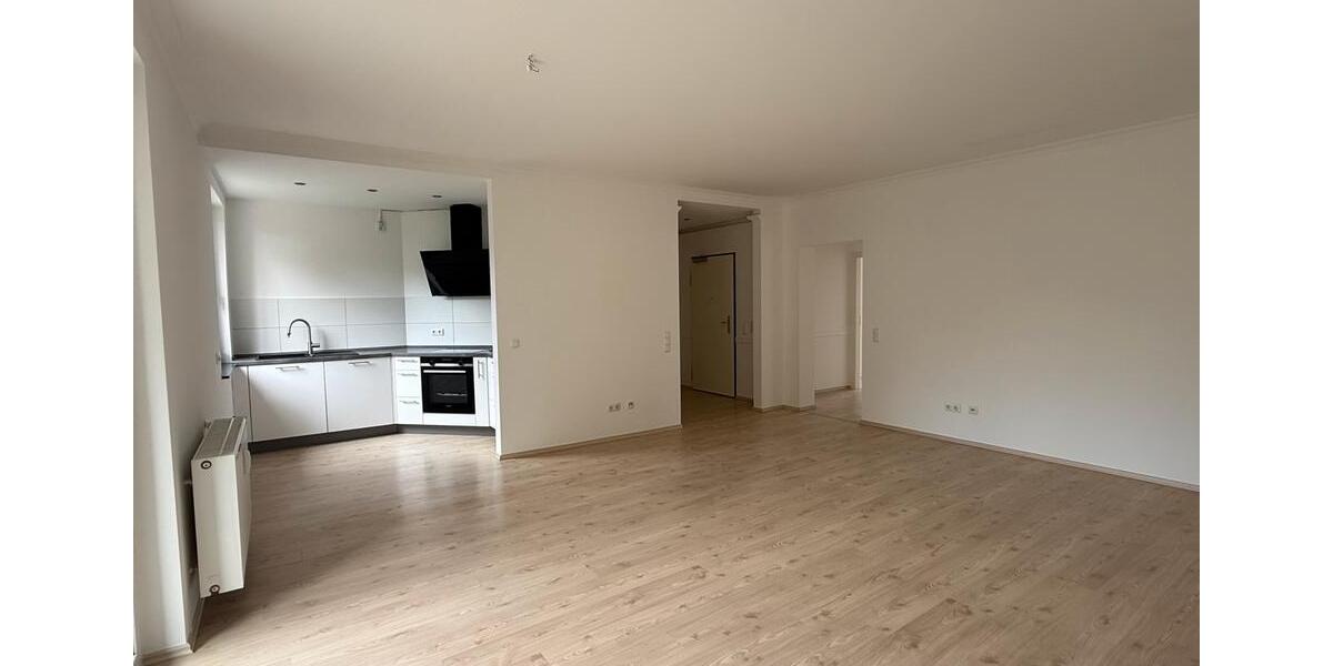 Etagenwohnung Gelnhausen - 3 Zimmer, 90 m&sup2;, 380.000&euro; | Angebot:27128392