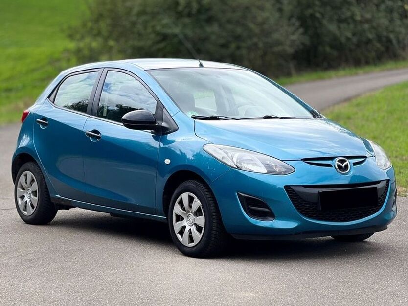 Mazda 2 230.000 km 1.299 € Lebach 66822