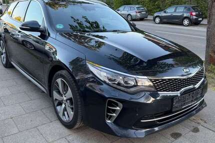 Kia Optima 139.000 km 11.990 &euro; München 81825
