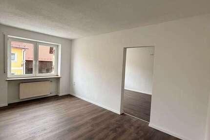 Wohnung Bruck in der Oberpfalz - 2 Zimmer, 84 m&sup2;, 718&euro; | Angebot:26319218