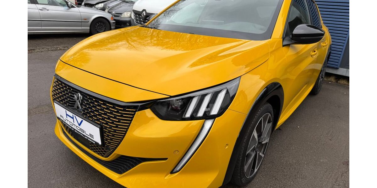 Peugeot 208 156.569 km 10.900 &euro; Schmallenberg 57392