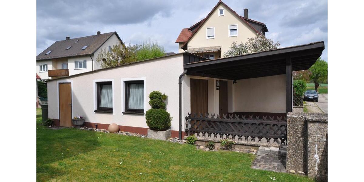 Wunderschönes, renoviertes Einfamilienhaus in Stadtrandlage 7 zimmer