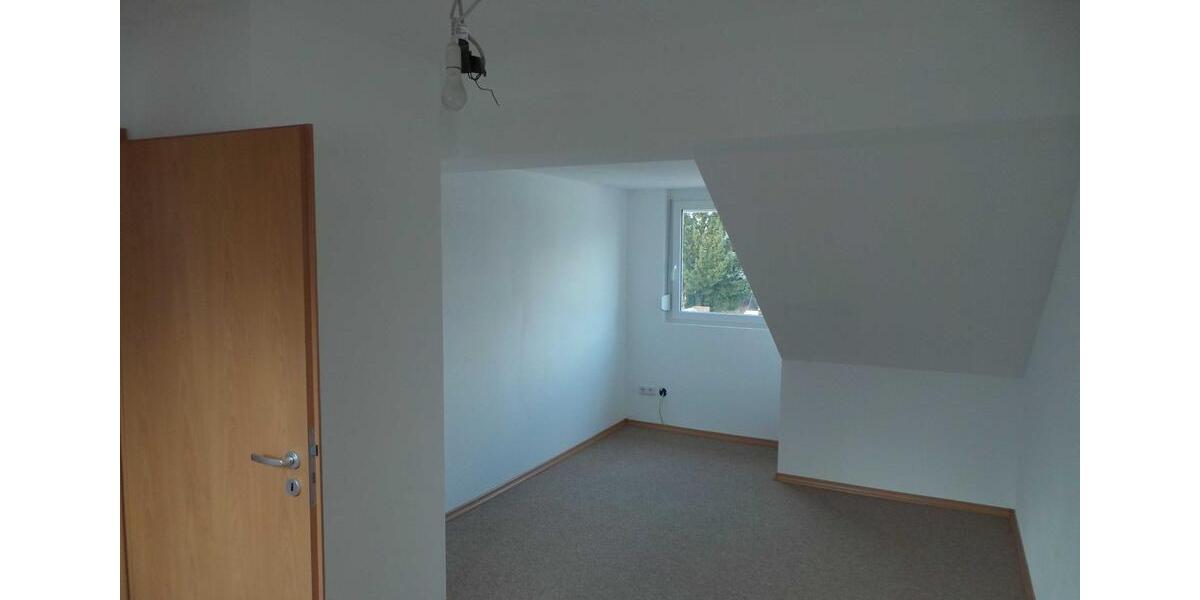 Maisonettenwohnung Nürnberg Falkenheim - 5 Zimmer, 82 m&sup2;, 900&euro; | Angebot:26396888