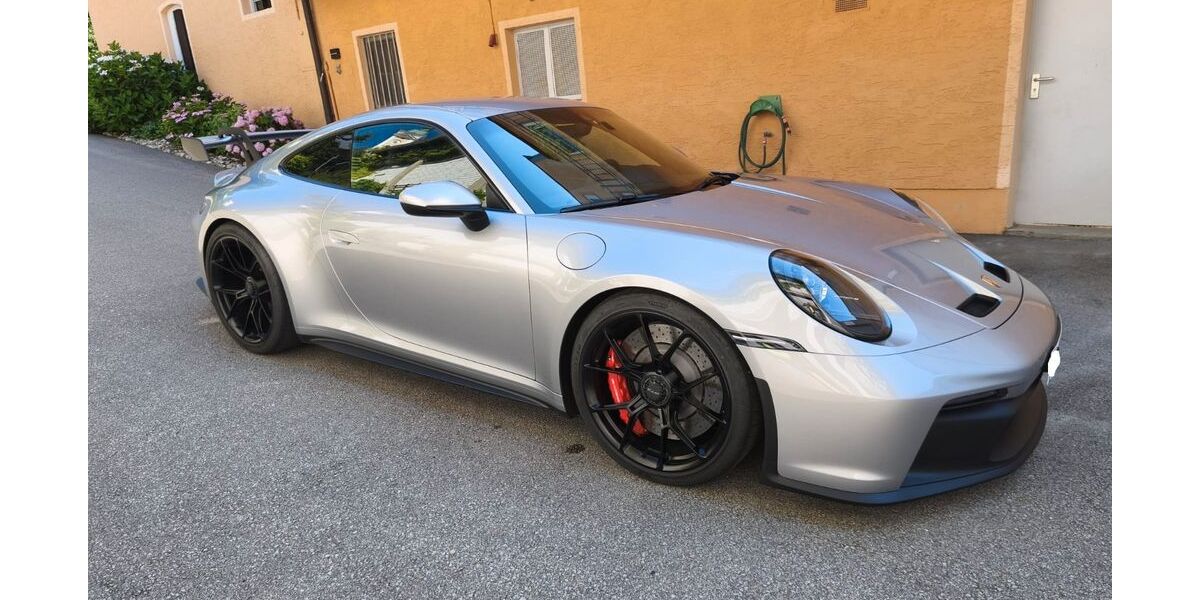 Porsche 992 3.417 km 195.900 &euro; Bad Birnbach 84364