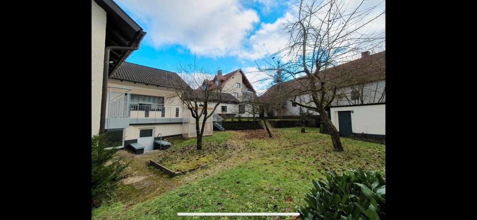 5-Zi.-Wohnung (125 m²) mit Garten, Terrasse & Garage 5 zimmer