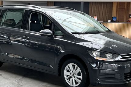 VW Touran 125.000 km 22.740 &euro; Cadolzburg bei Nürnberg 90556