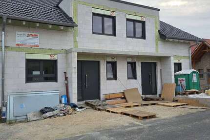 Haus zum Mieten in Stadecken-Elsheim 1.980 € 121 m² 4 zimmer