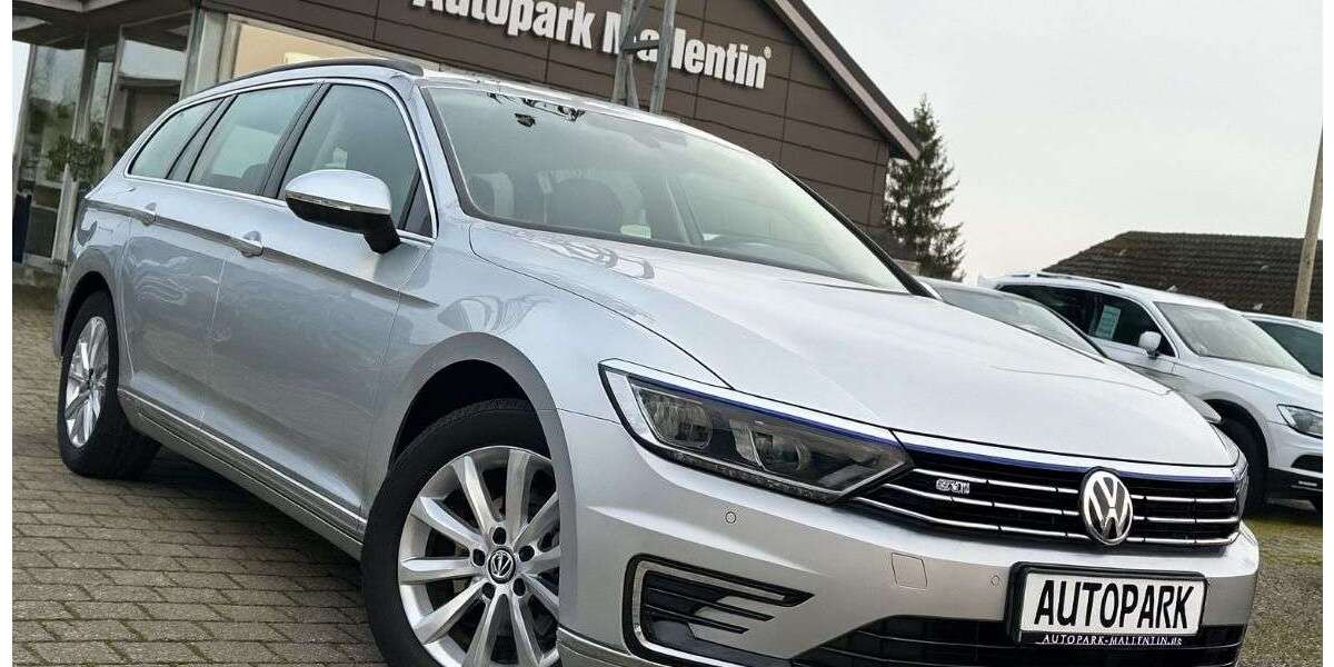 VW Passat Variant 115.000 km 15.899 &euro; Mallentin bei Lübeck(B105) 23936