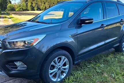 Ford Kuga 185.000 km 11.900 &euro; Herrsching 82211