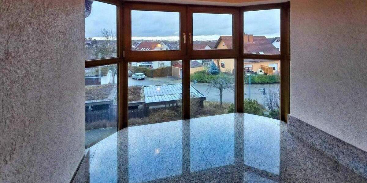 Etagenwohnung Karlsbad Langensteinbach - 5 Zimmer, 98 m&sup2;, 980&euro; | Angebot:25937584