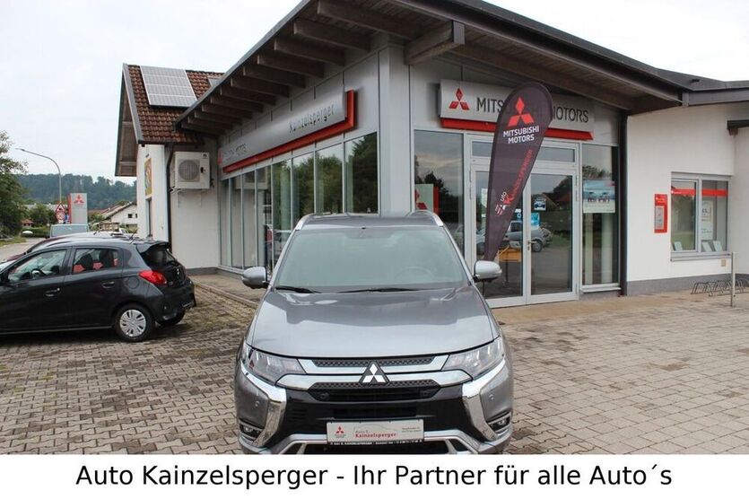 Plug-in Hybrid Outlander