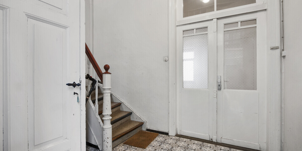 Delmenhorst-Stadtmitte Historische Stadtvilla mit zwei Wohneinheiten und Ausbaureserve - Zweifamilienhaus Delmenhorst | Angebot:25097305