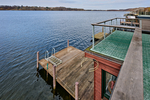 Reetgedecktes, winterfestes Bootshaus mit Bootsgarage und Motorboot am Ziegelsee sofort nutzbar - Ferienhaus Schwerin Werdervorstadt | Angebot:26421371