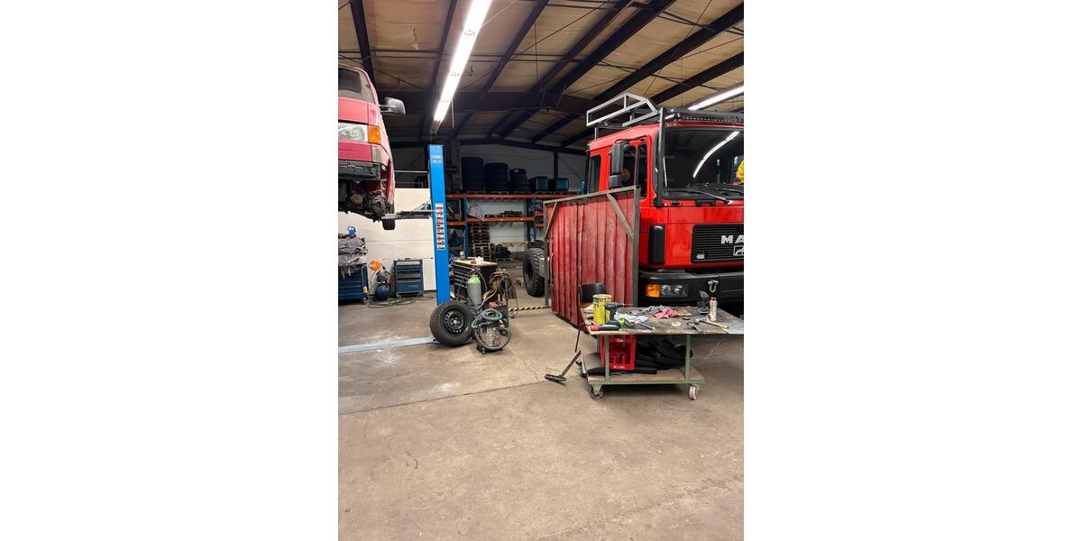 Gewerbeobjekt Rheinstetten - 2.400&euro; | Angebot:25221006