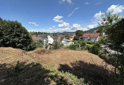 ZUSÄTZLICHE BAUVORANFRAGE FÜR EIN MFH LÄUFT - Grundstück Friesenheim | Angebot:26714978