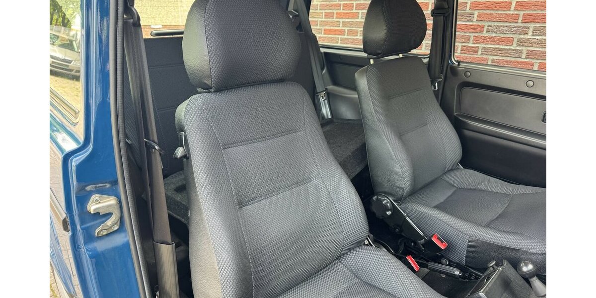 Lada Niva TAIGA Day 4x4 wie neu 2121DE Standhzg. Navi 17.000 km 19.999 &euro; Hamburg 22339