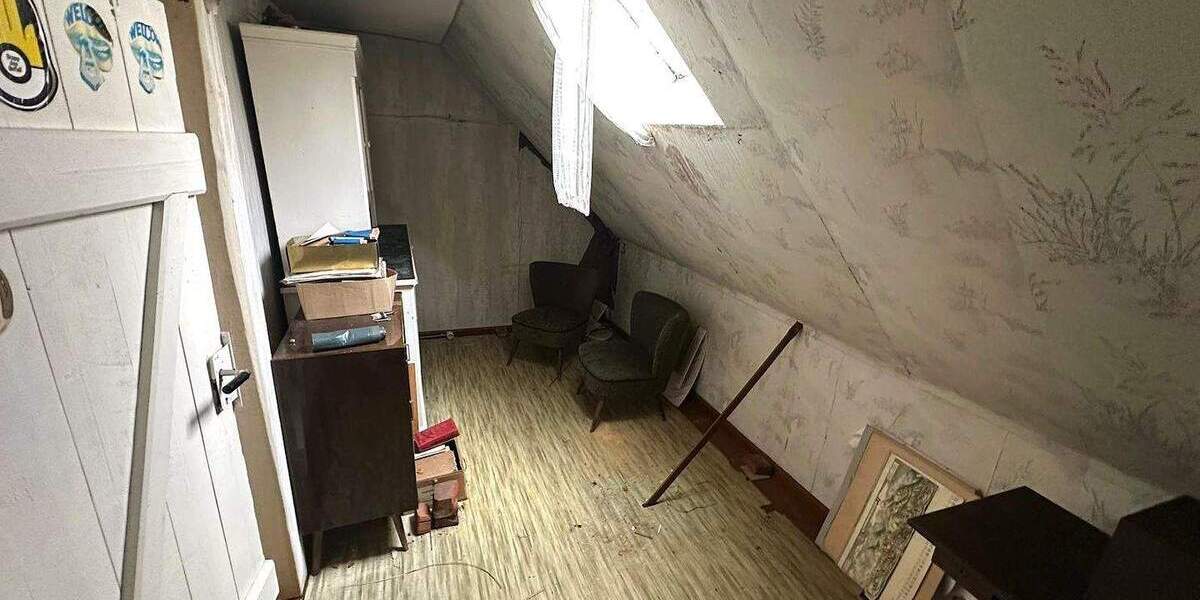 Einfamilienhaus Brake - 6 Zimmer, 150 m&sup2;, 129.000&euro; | Angebot:25227769