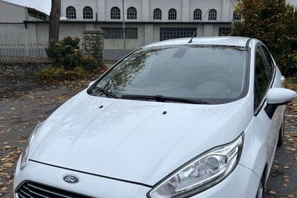 Ford Fiesta 128.000 km 8.690 € Hemer 58675