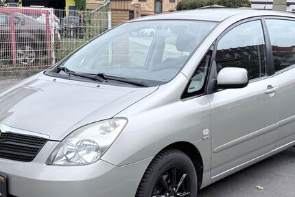 Toyota Corolla Verso 142.123 km 4.980 &euro; BERLIN 13409